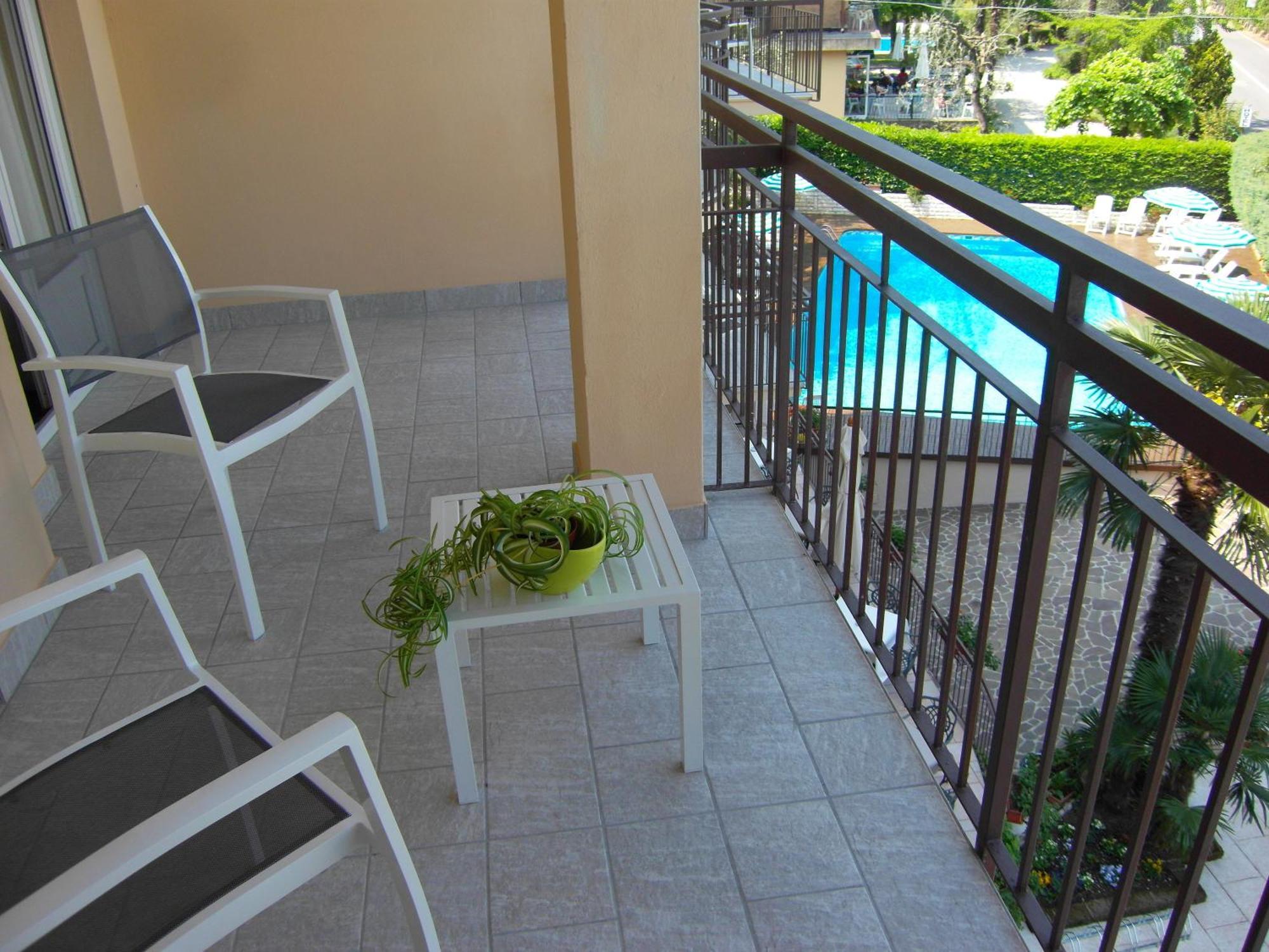 Hotel Casa Serena Malcesine Buitenkant foto