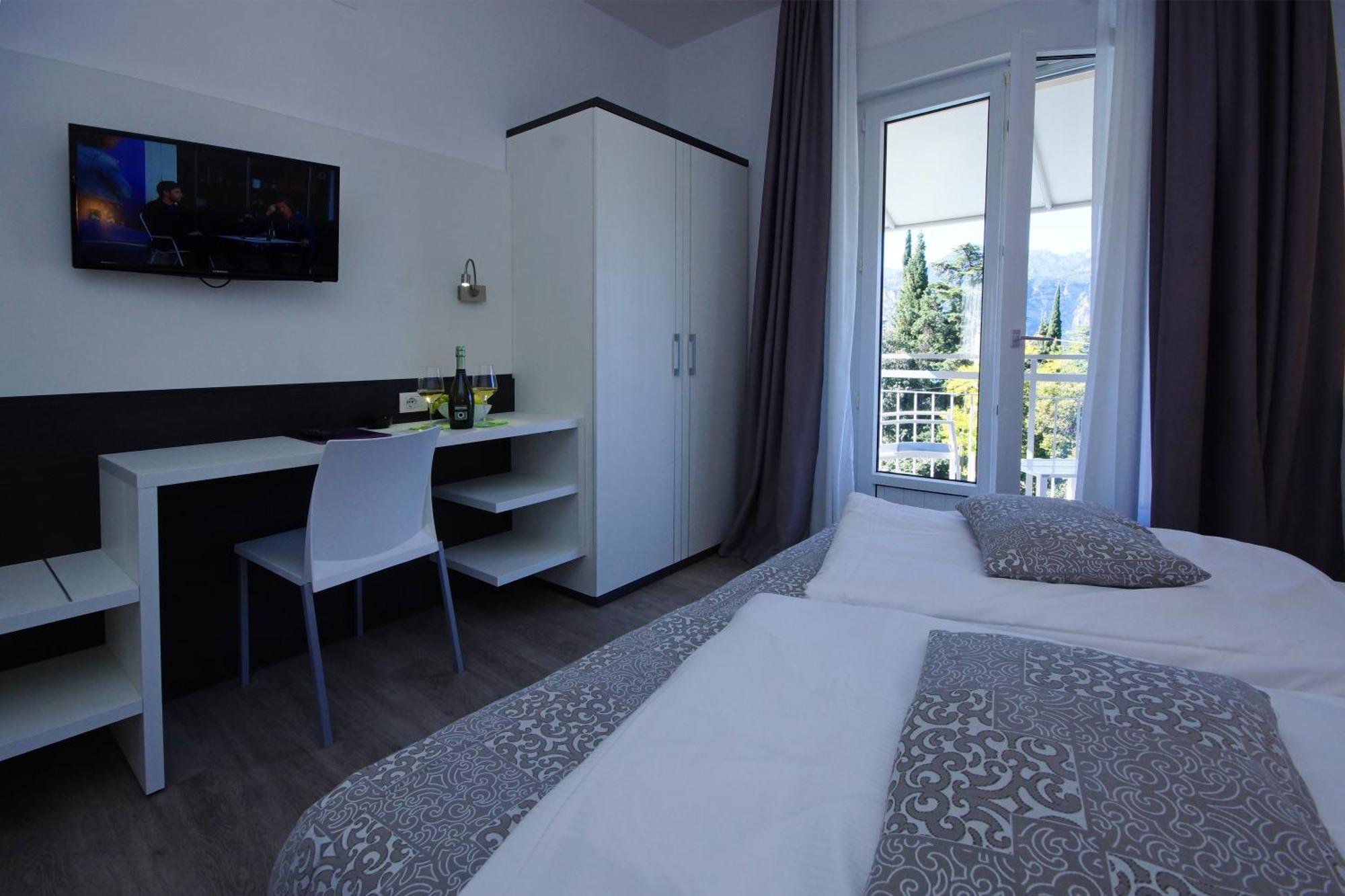 Hotel Casa Serena Malcesine Buitenkant foto