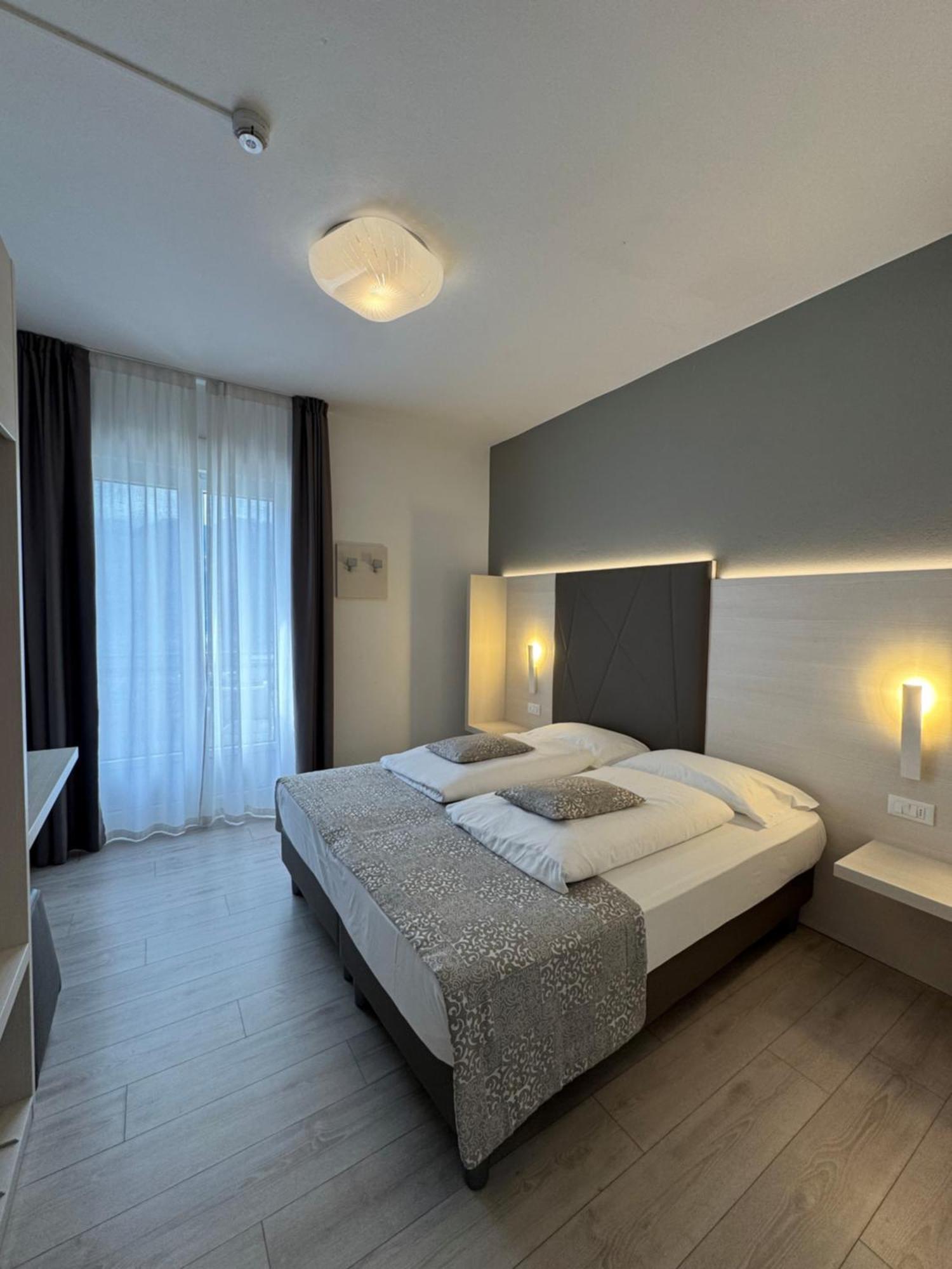 Hotel Casa Serena Malcesine Buitenkant foto