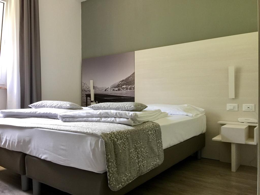 Hotel Casa Serena Malcesine Buitenkant foto