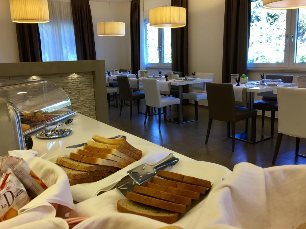 Hotel Casa Serena Malcesine Buitenkant foto